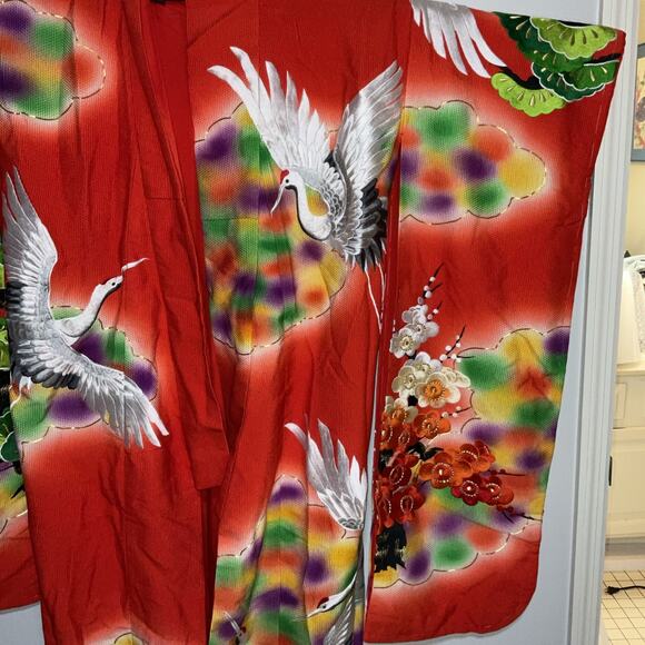 VTG VINTAGE JAPANESE FURISODE RED VERMILLION CRANE SILK KIMONO - Picture 9 of 10